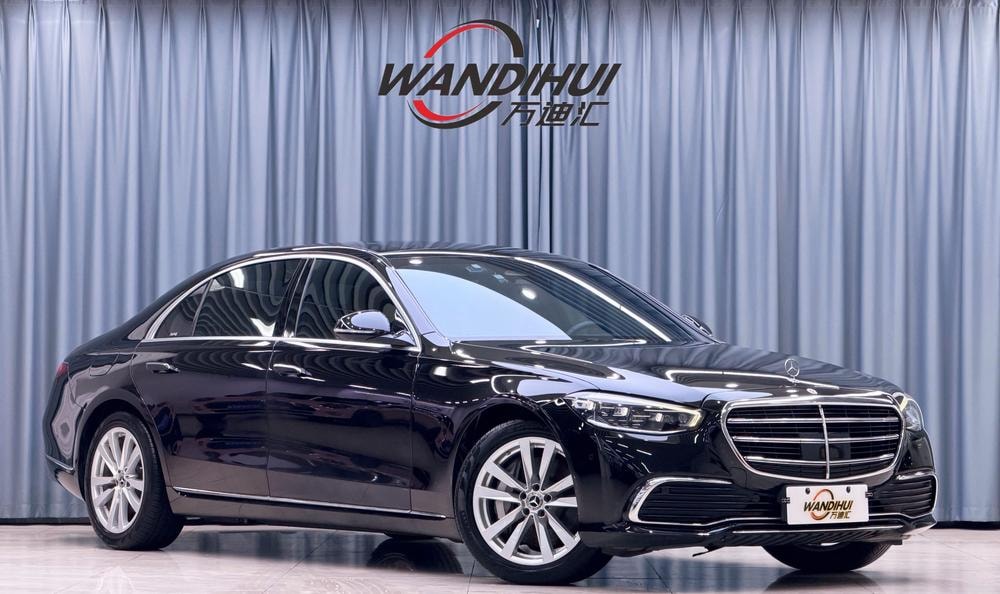 Mercedes-Benz S-Class 2023 — фото автомобиля