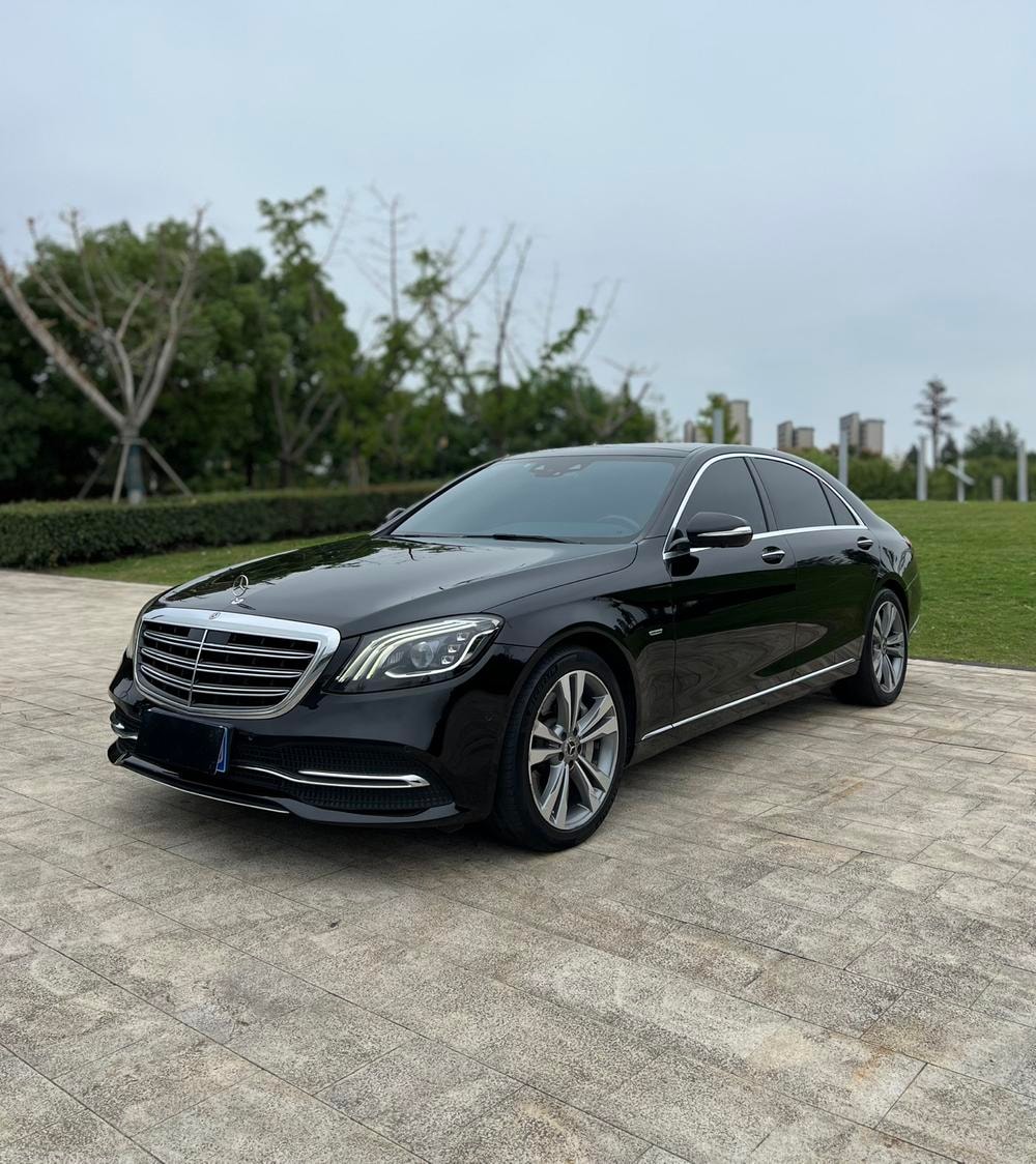Mercedes-Benz S-Class 2020 — фото автомобиля