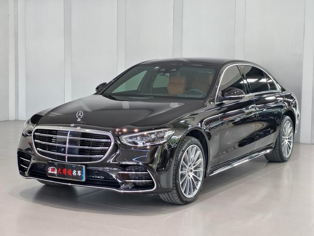 Mercedes-Benz S-Class 2021 — фото автомобиля