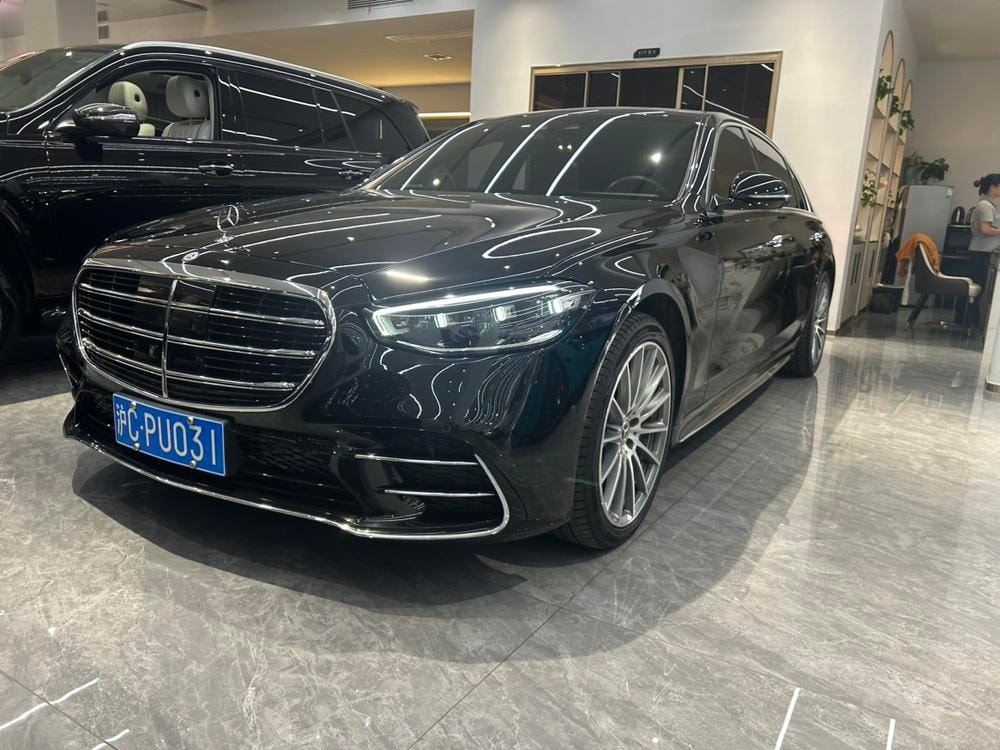 Mercedes-Benz S-Class 2023 — фото автомобиля
