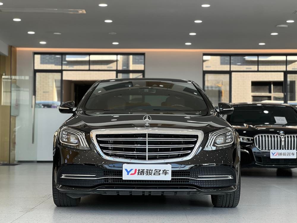 Mercedes-Benz S-Class 2019 — фото автомобиля