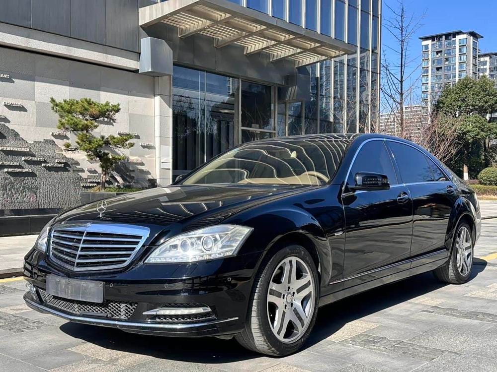 Mercedes-Benz S-Class 2012 — фото автомобиля