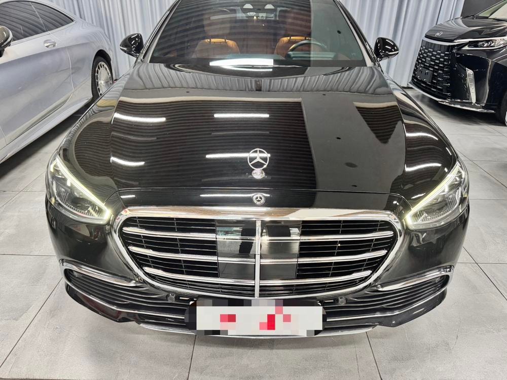 Mercedes-Benz S-Class 2021 — фото автомобиля