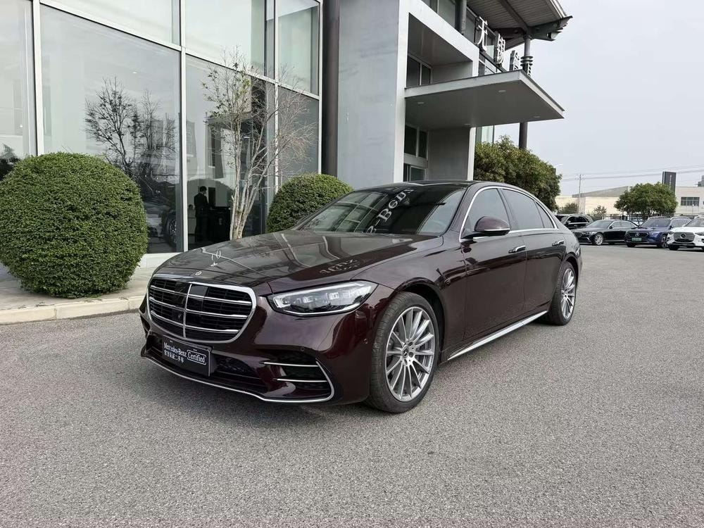 Mercedes-Benz S-Class 2022 — фото автомобиля 1