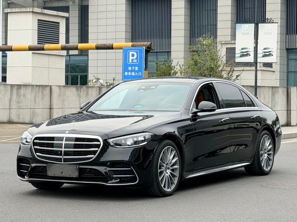 Mercedes-Benz S-Class 2023 — фото автомобиля 1