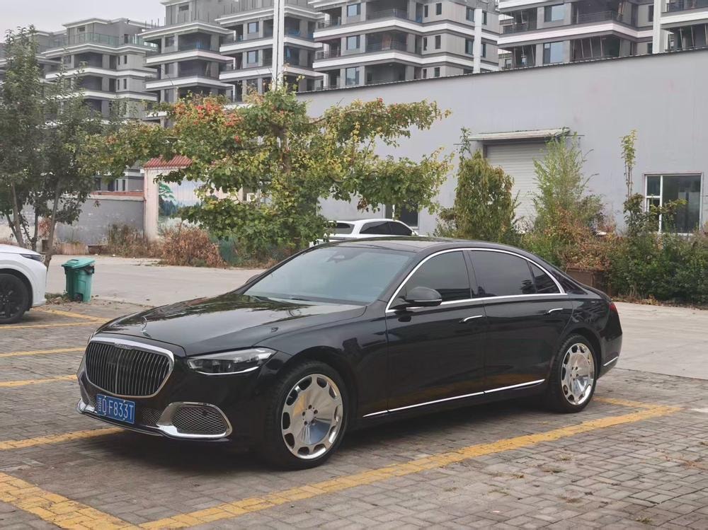 Mercedes-Benz S-Class 2023 — фото автомобиля 1