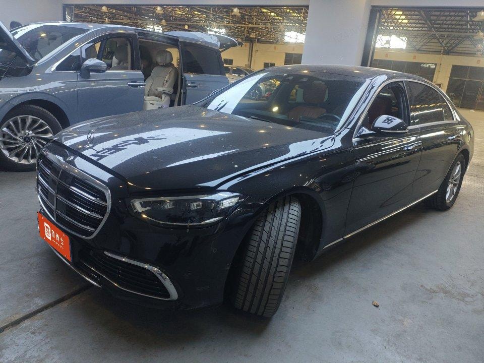 Mercedes-Benz S-Class 2021 — фото автомобиля
