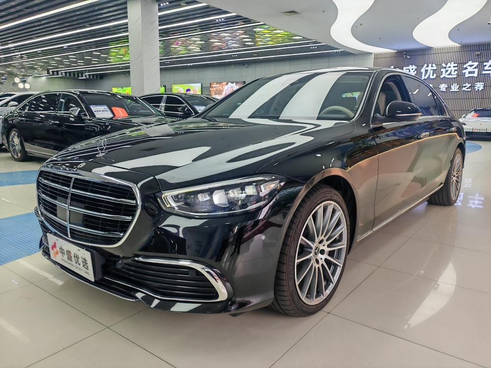 Mercedes-Benz S-Class 2023 — фото автомобиля