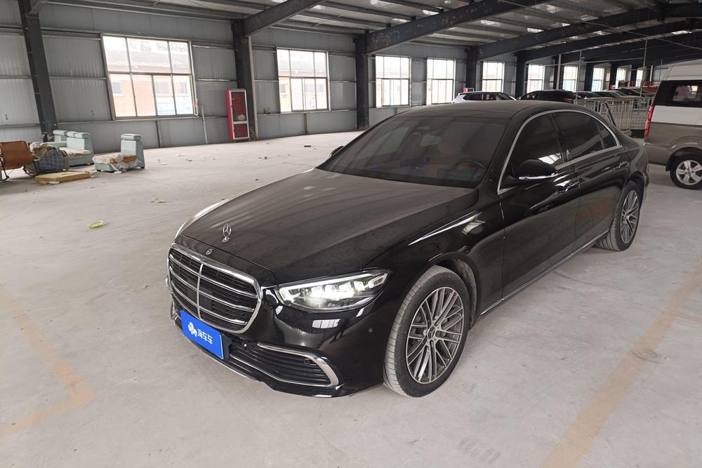 Mercedes-Benz S-Class 2023 — фото автомобиля 1