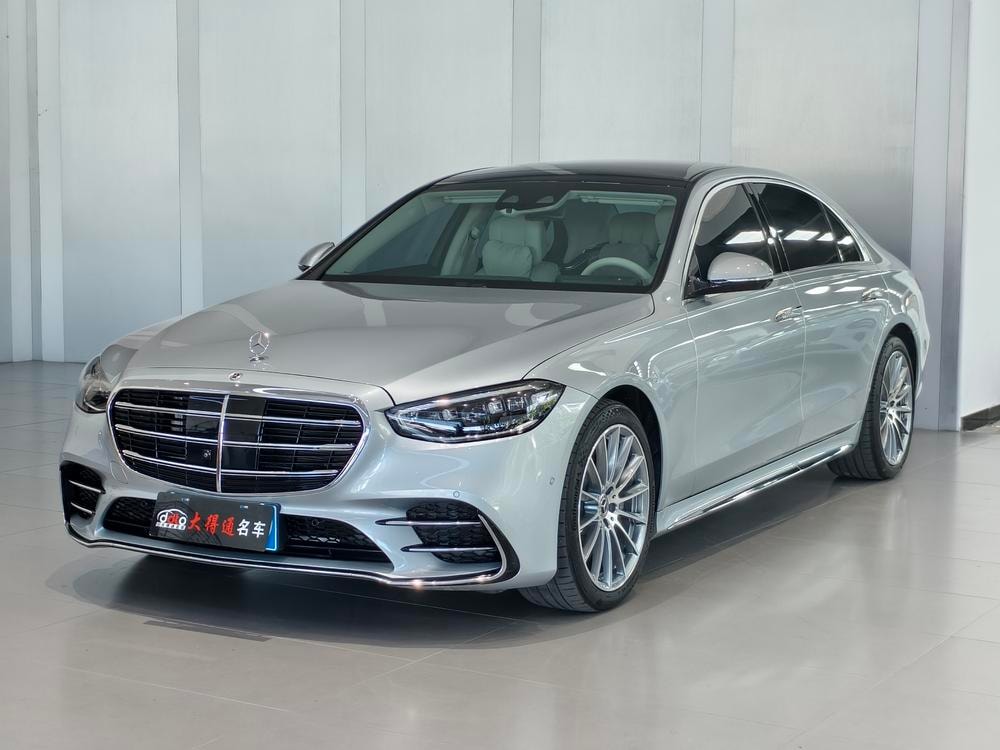 Mercedes-Benz S-Class 2022 — фото автомобиля