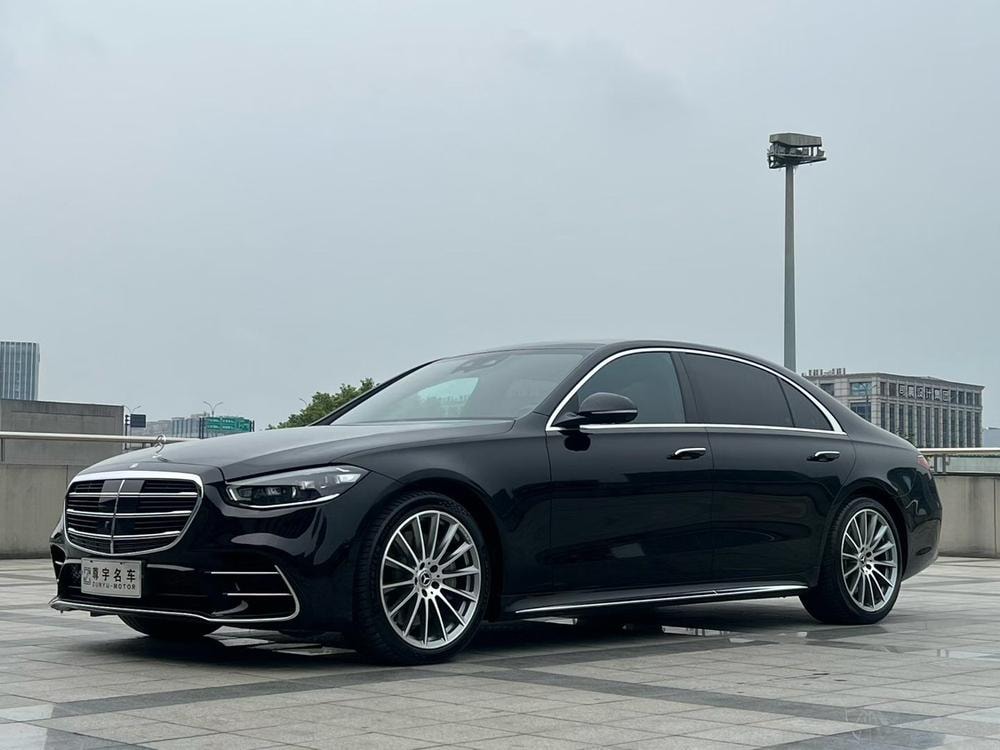 Mercedes-Benz S-Class 2022 — фото автомобиля 1