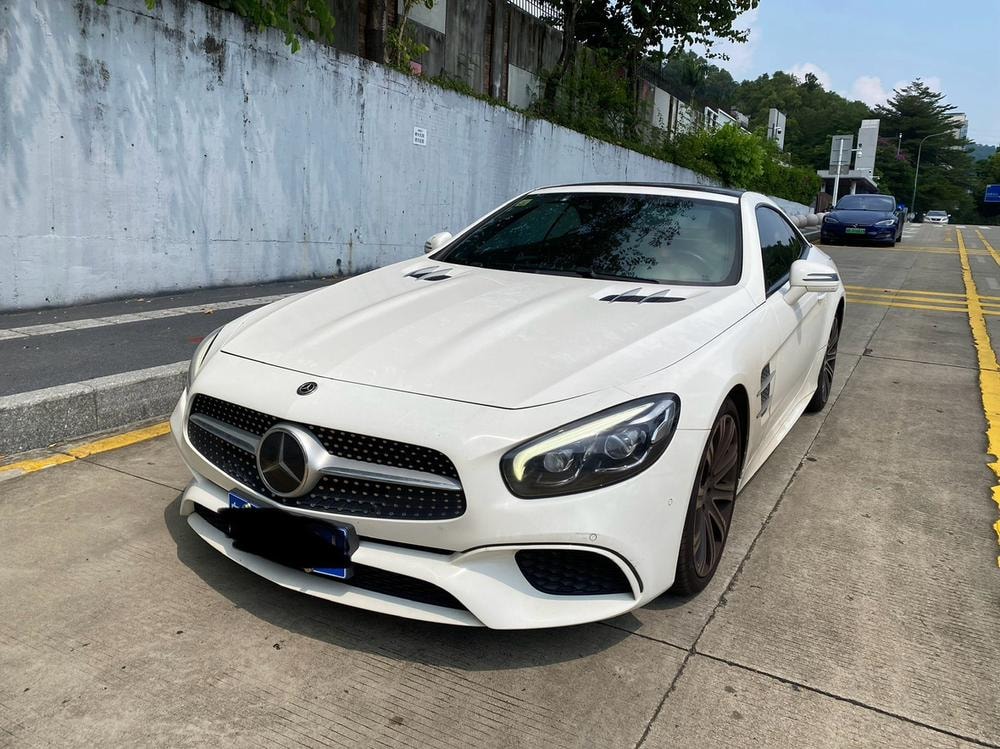 Mercedes-Benz SL-Class 2017 — фото автомобиля