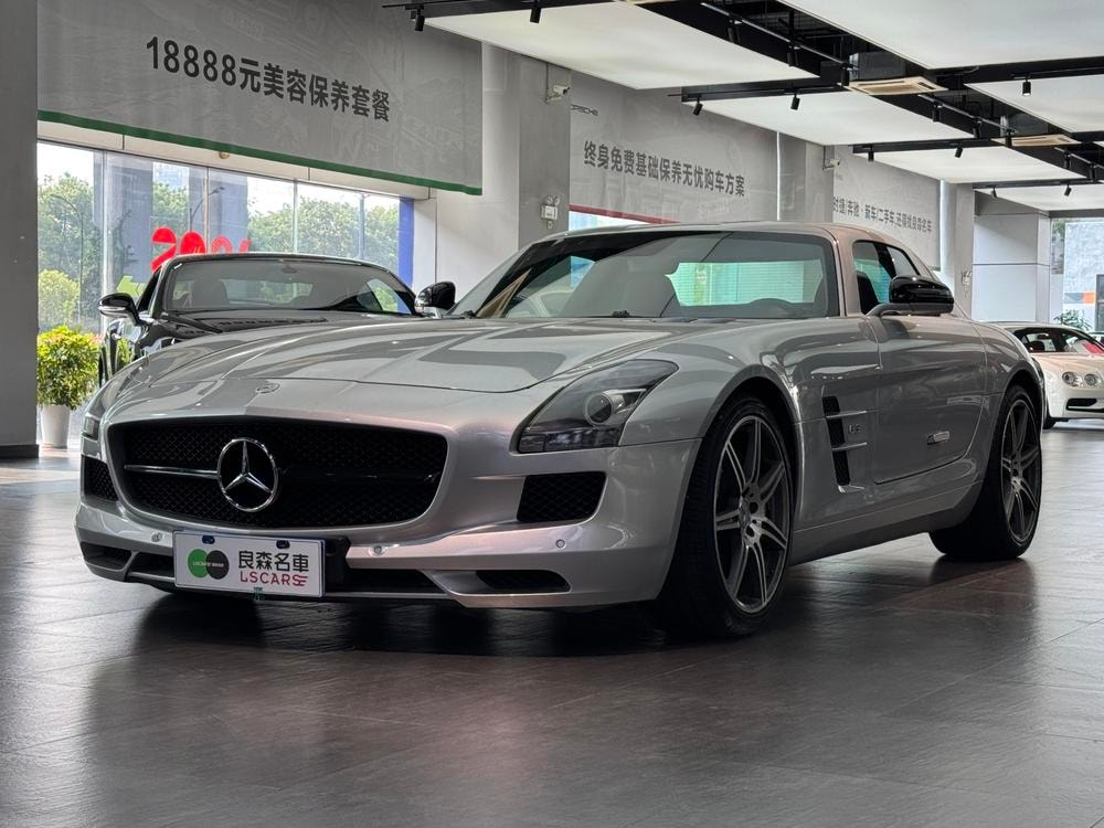 Mercedes-Benz SLS-Class AMG 2011 — фото автомобиля