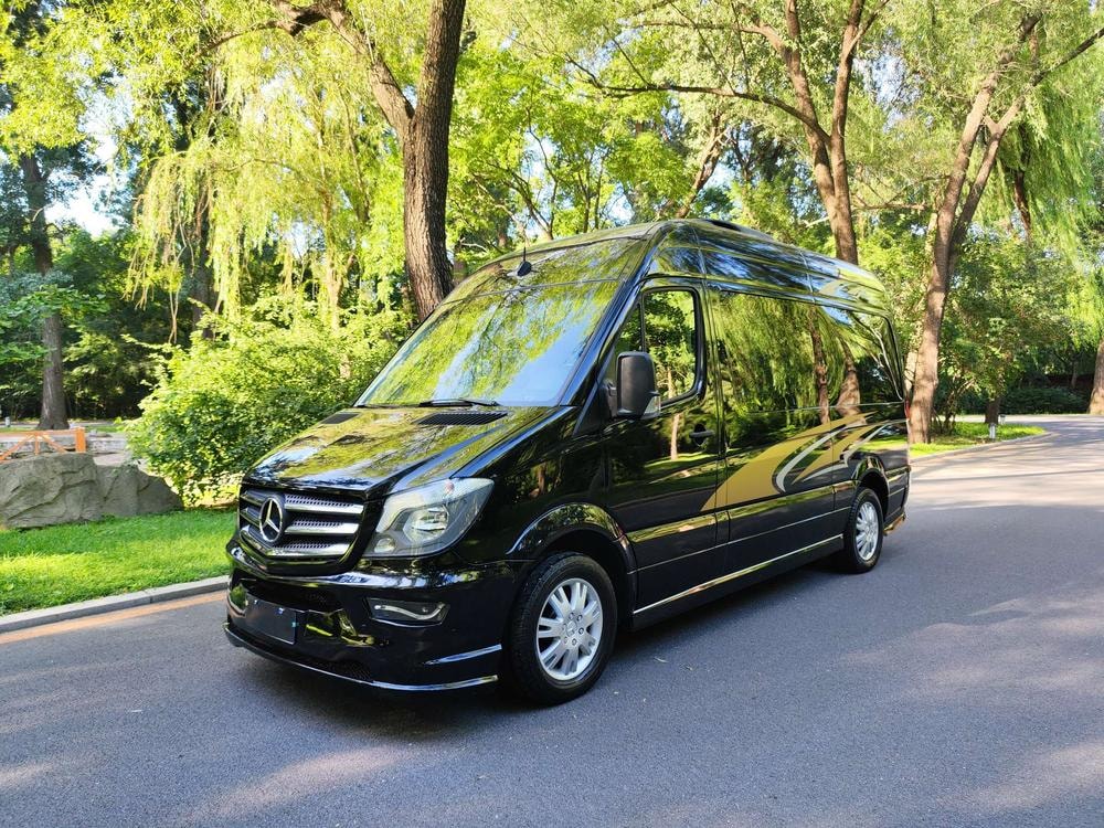 Mercedes-Benz Sprinter 2016 — фото автомобиля