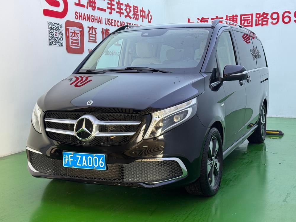 Mercedes-Benz V-Class 2022 — фото автомобиля