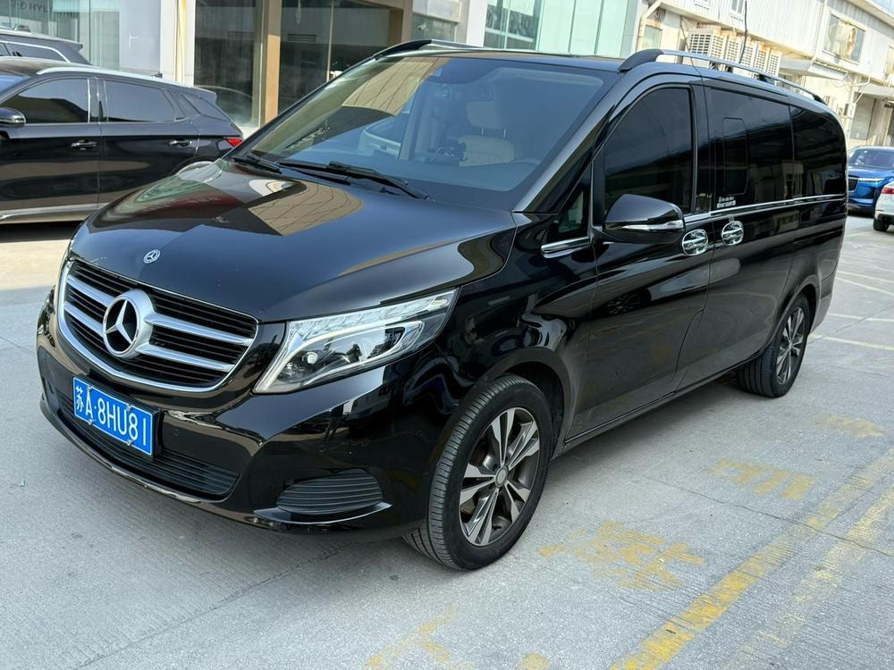 Mercedes-Benz V-Class 2017 — фото автомобиля