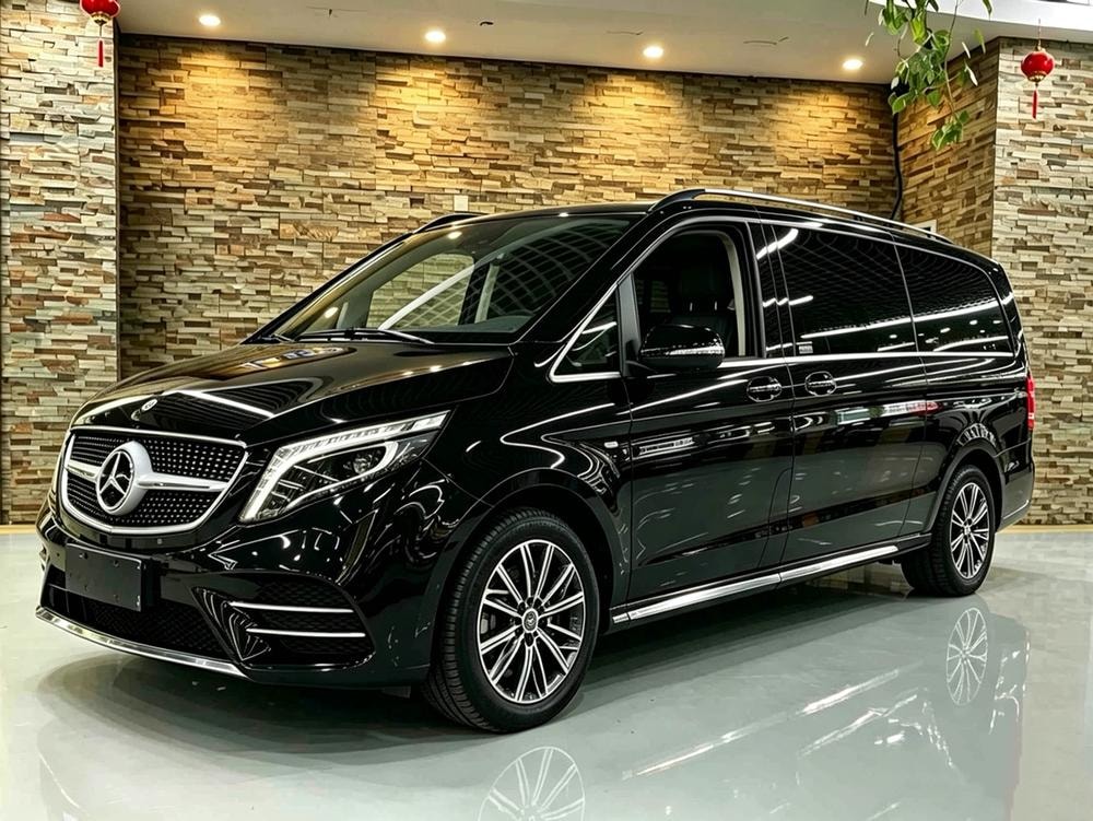 Mercedes-Benz V-Class 2021 — фото автомобиля 1