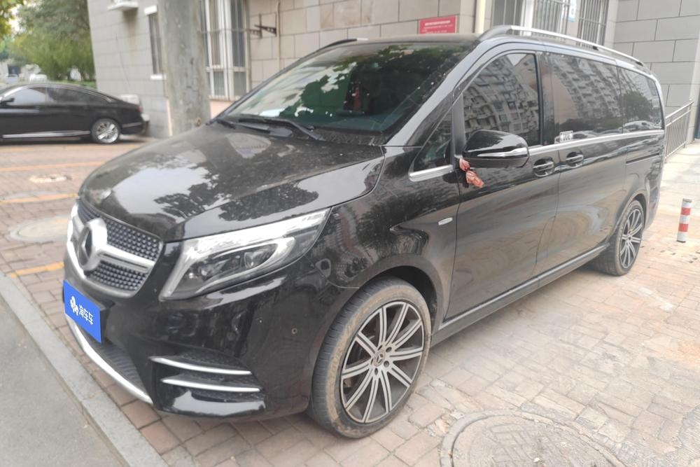 Mercedes-Benz V-Class 2018 — фото автомобиля