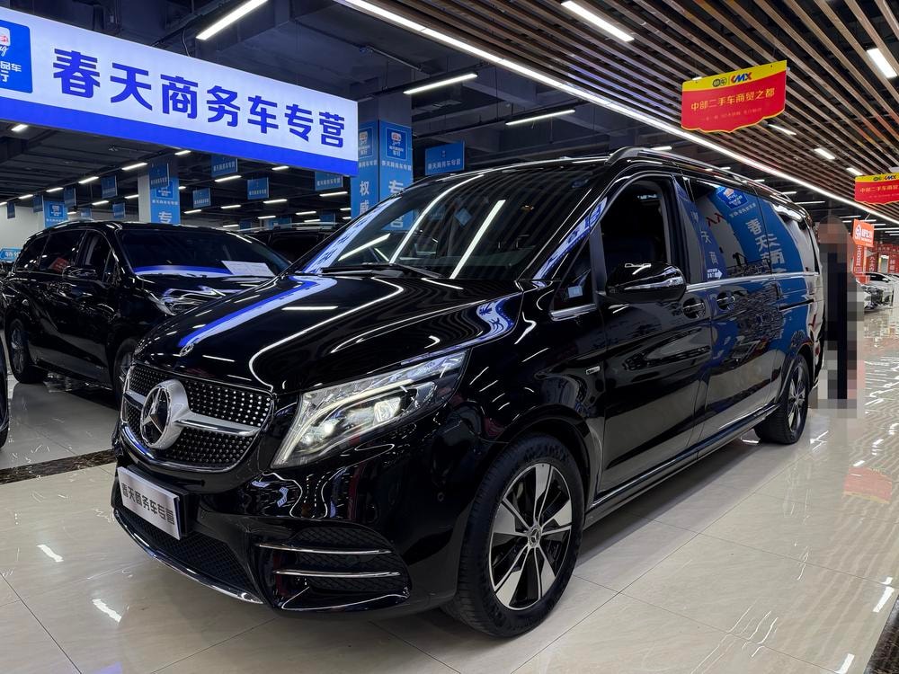 Mercedes-Benz V-Class 2021 — фото автомобиля