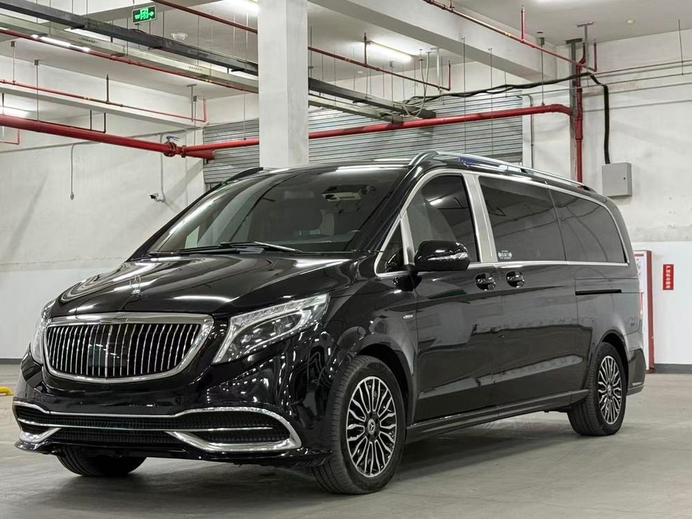 Mercedes-Benz V-Class 2018 — фото автомобиля