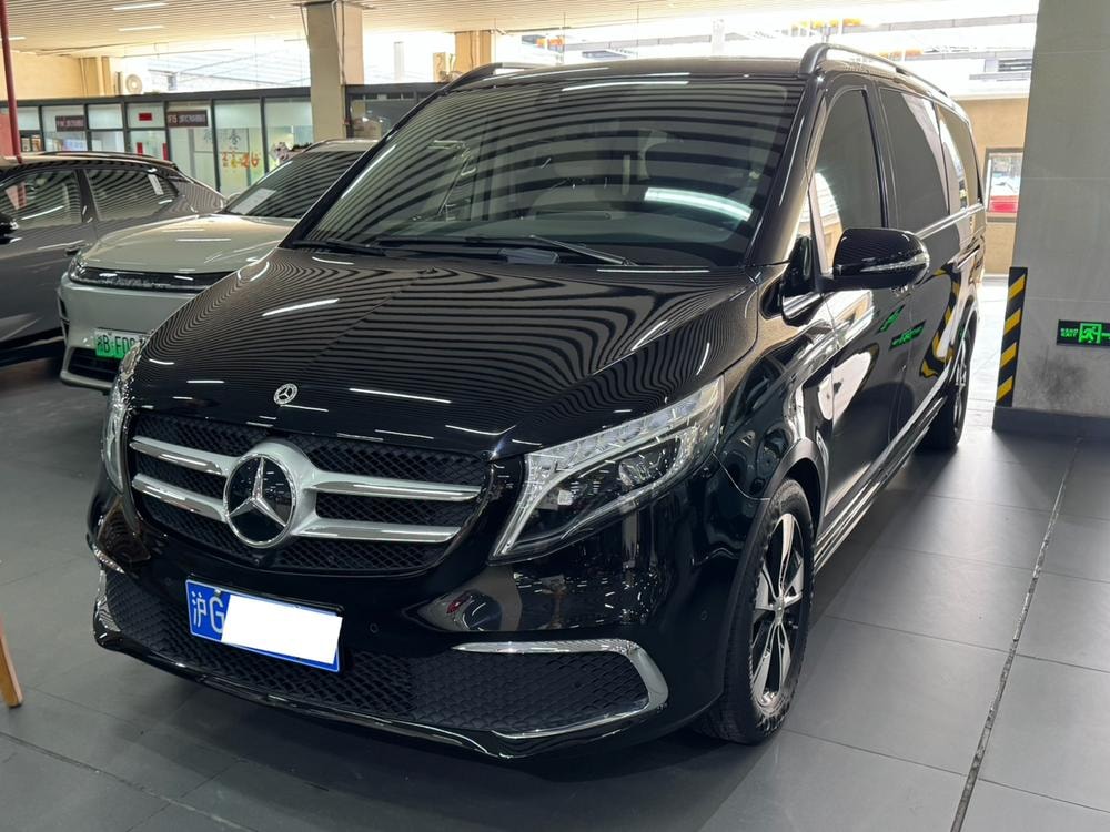 Mercedes-Benz V-Class 2021 — фото автомобиля
