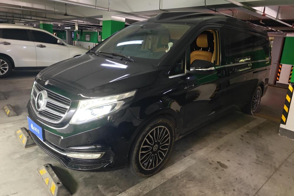 Mercedes-Benz V-Class 2018 — фото автомобиля