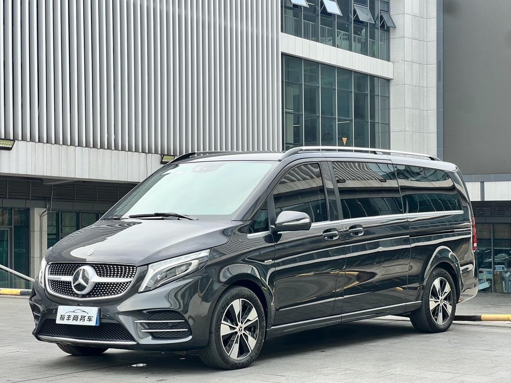 Mercedes-Benz V-Class 2020 — фото автомобиля