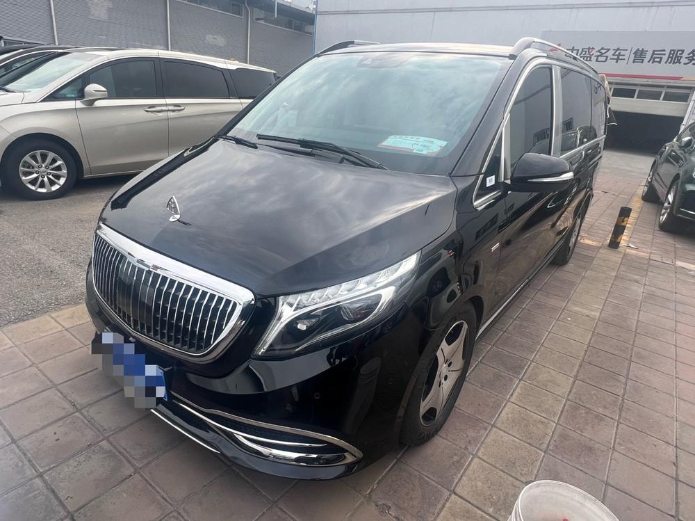 Mercedes-Benz V-Class 2021 — фото автомобиля