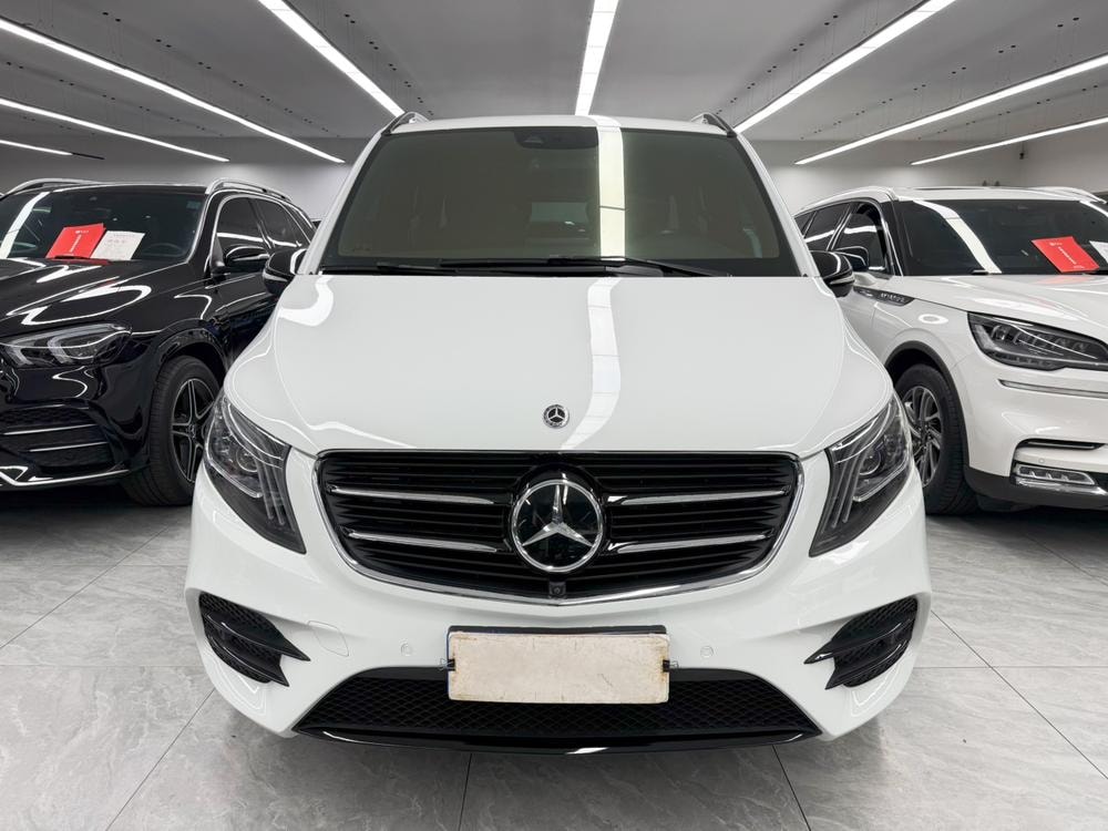 Mercedes-Benz V-Class 2018 — фото автомобиля