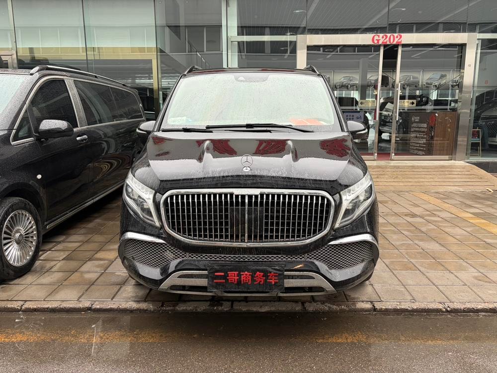 Mercedes-Benz V-Class 2018 — фото автомобиля