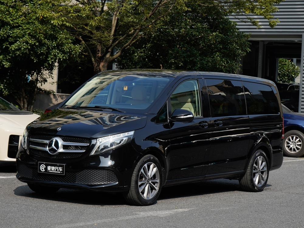 Mercedes-Benz V-Class 2022 — фото автомобиля