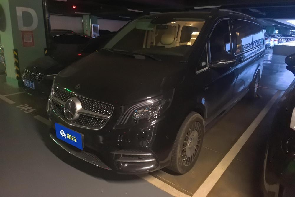 Mercedes-Benz V-Class 2020 — фото автомобиля
