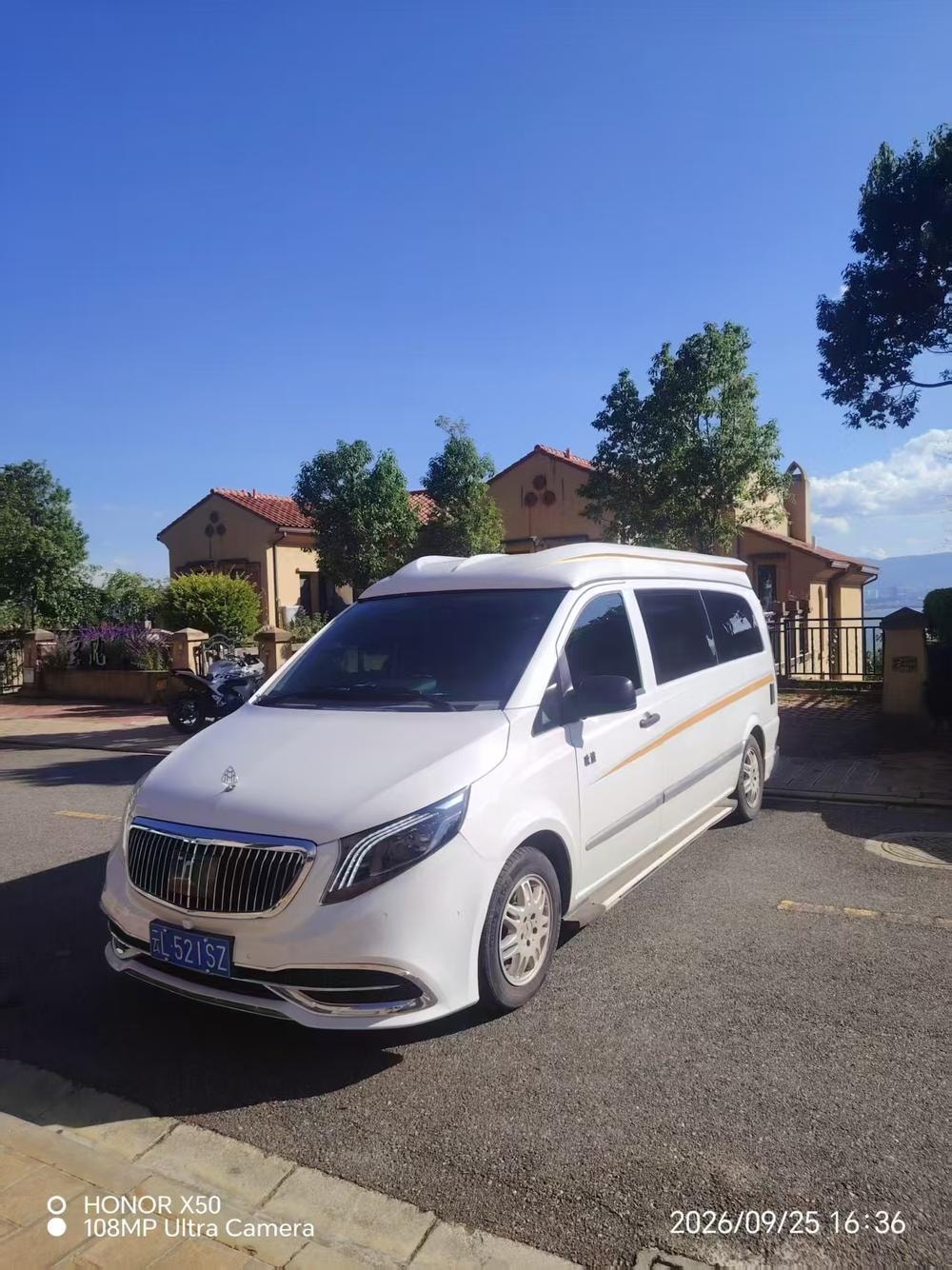 Mercedes-Benz Viano 2015 — фото автомобиля 1