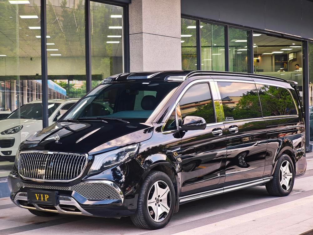 Mercedes-Benz Vito 2023 — фото автомобиля