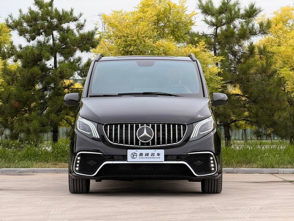 Mercedes-Benz Vito 2023 — фото автомобиля