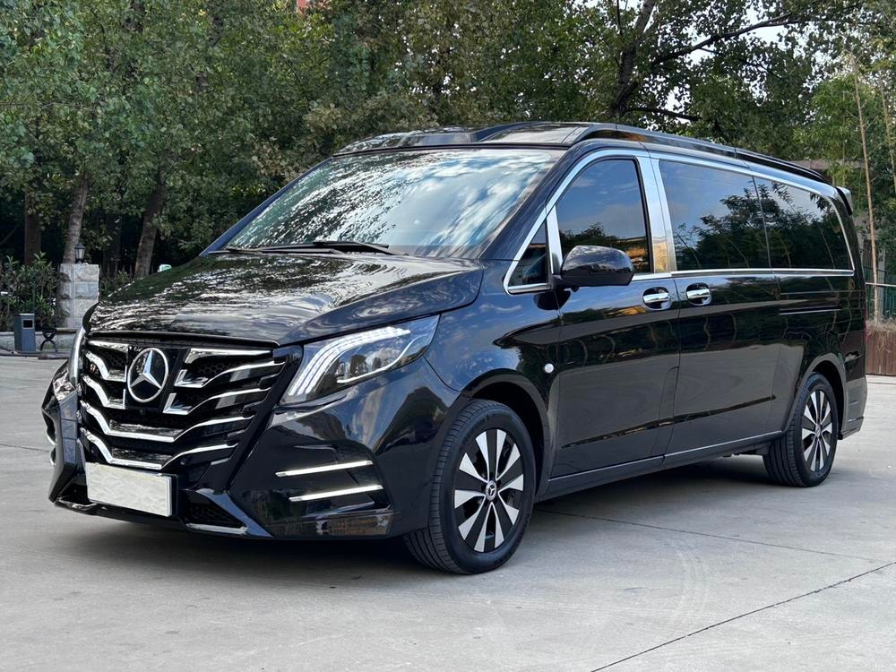 Mercedes-Benz Vito 2023 — фото автомобиля