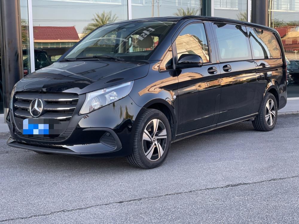 Mercedes-Benz Vito 2024 — фото автомобиля
