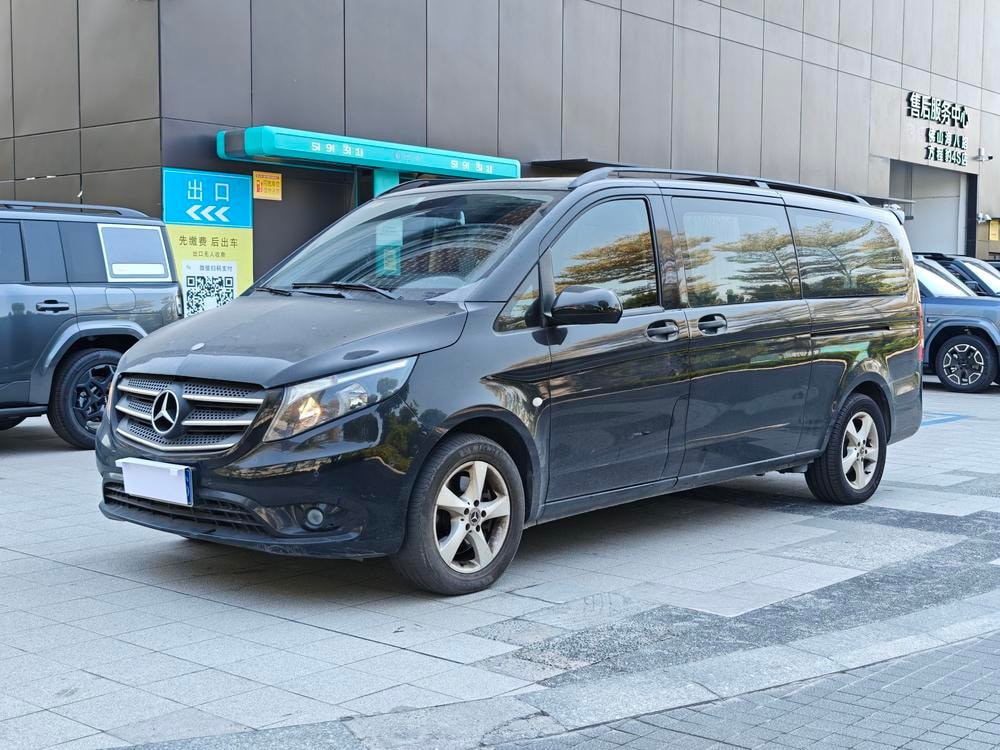 Mercedes-Benz Vito 2018 — фото автомобиля 1