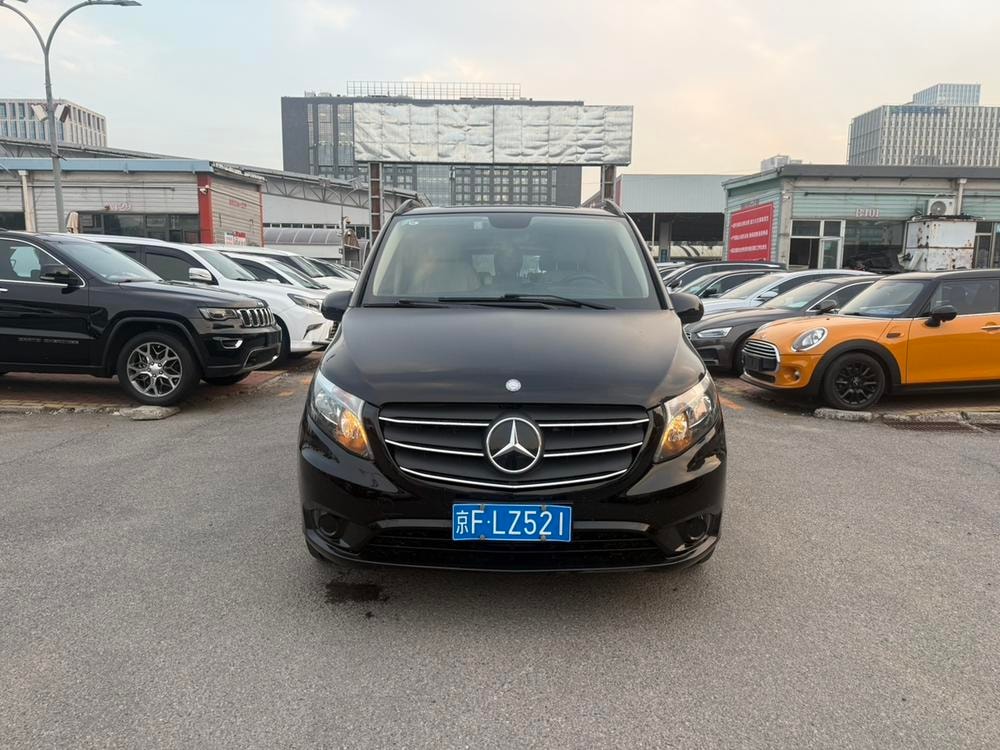 Mercedes-Benz Vito 2021 — фото автомобиля