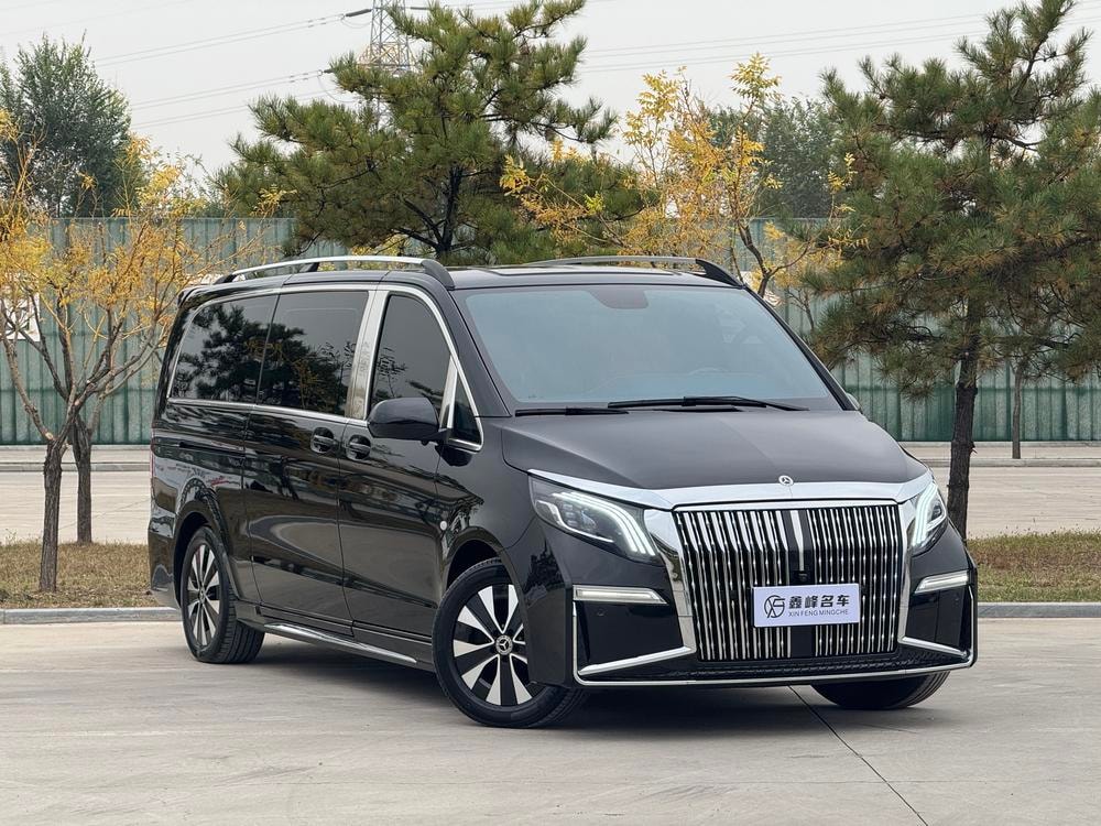 Mercedes-Benz Vito 2023 — фото автомобиля