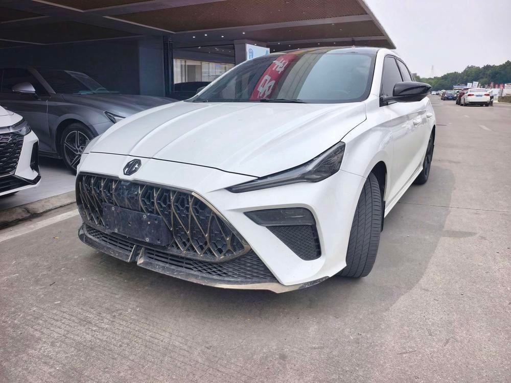 MG 5 Scorpio 2022 — фото автомобиля
