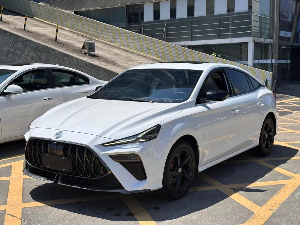 MG 5 Scorpio 2022 — фото автомобиля