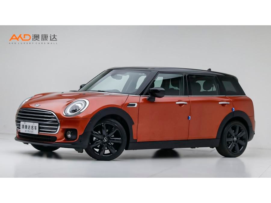MINI CLUBMAN 2019 — фото автомобиля