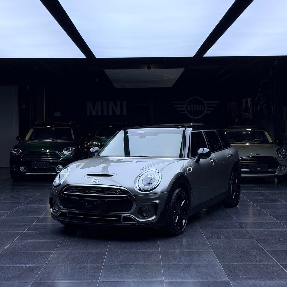 MINI CLUBMAN 2016 — фото автомобиля 1