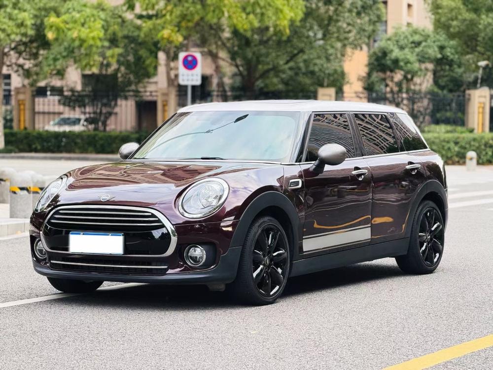 MINI CLUBMAN 2018 — фото автомобиля 1