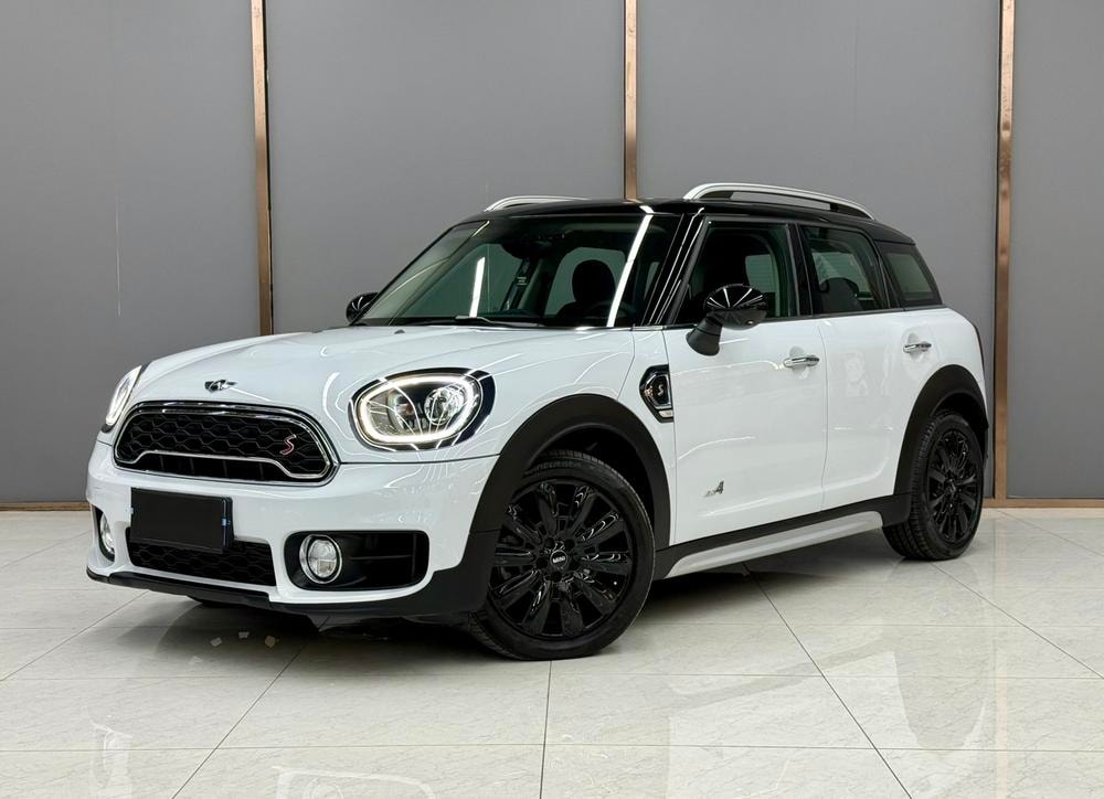 MINI COUNTRYMAN 2017 — фото автомобиля 1