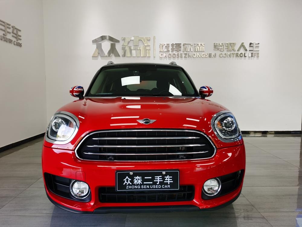 MINI COUNTRYMAN 2017 — фото автомобиля 1