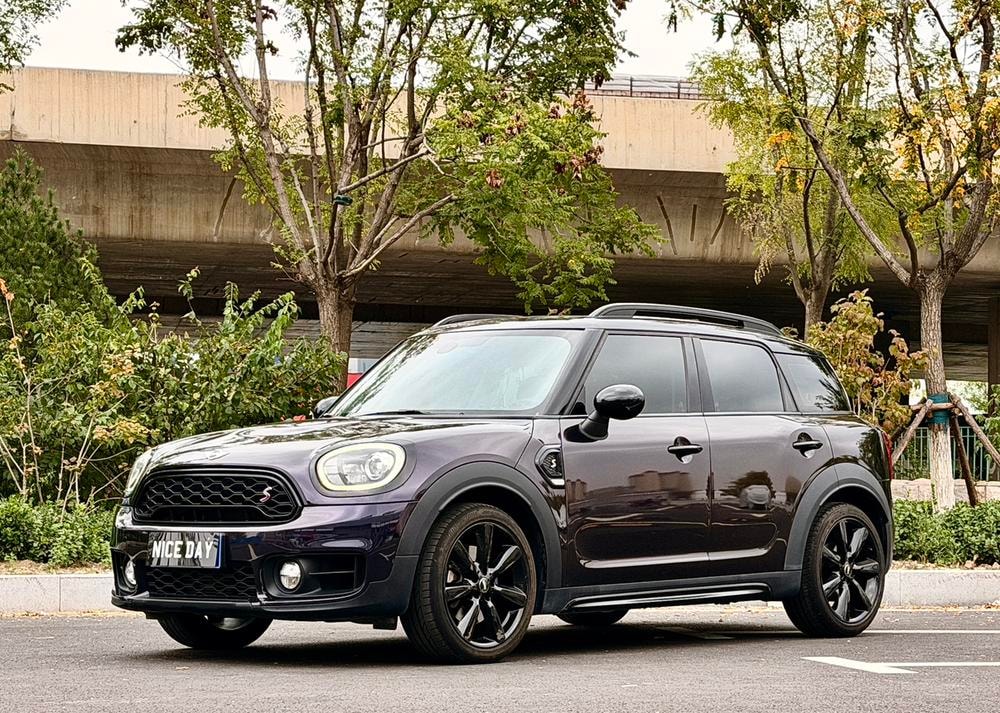 MINI COUNTRYMAN 2017 — фото автомобиля