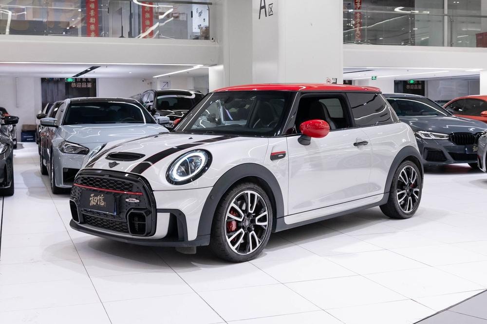 MINI JCW 2022 — фото автомобиля