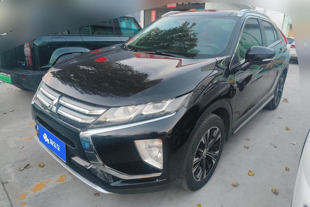 Mitsubishi Eclipse Cross 2018 — фото автомобиля